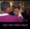 DẤU TRO TRÊN TRÁN