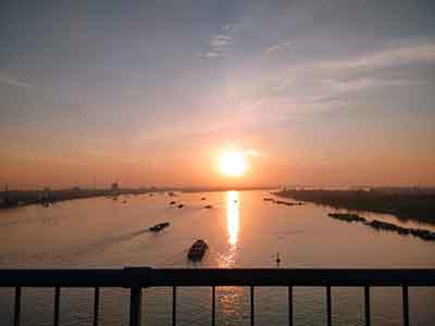 Đất trời giao hoà